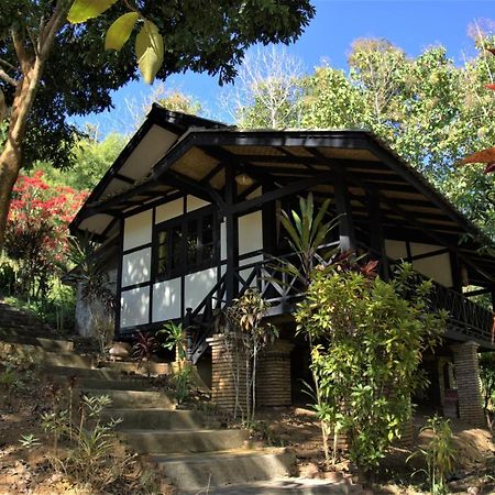 Hillside - Nature Lifestyle Lodge Luang Prabang Exterior photo