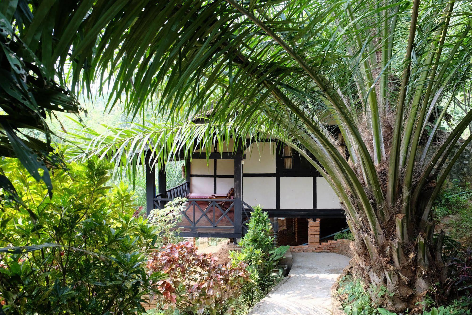 Hillside - Nature Lifestyle Lodge Luang Prabang Exterior photo